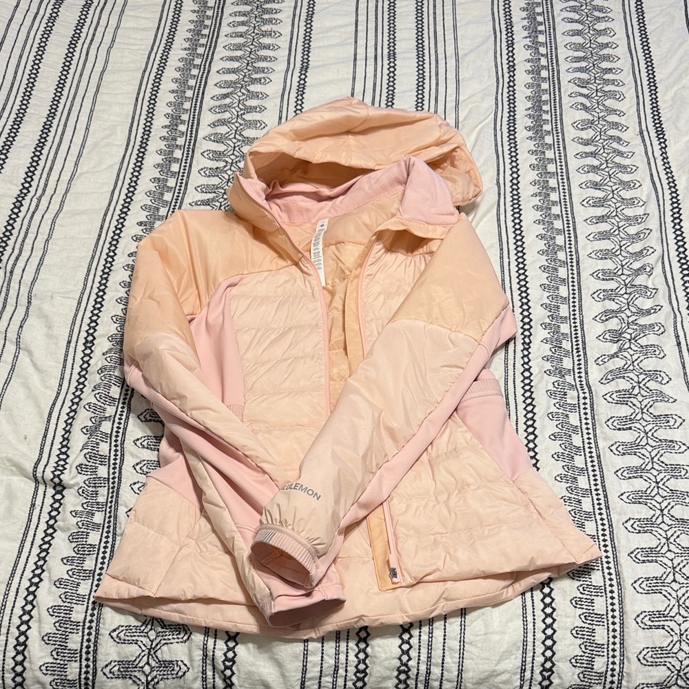 New without tags Lululemon Light Pink Puffer Jacket